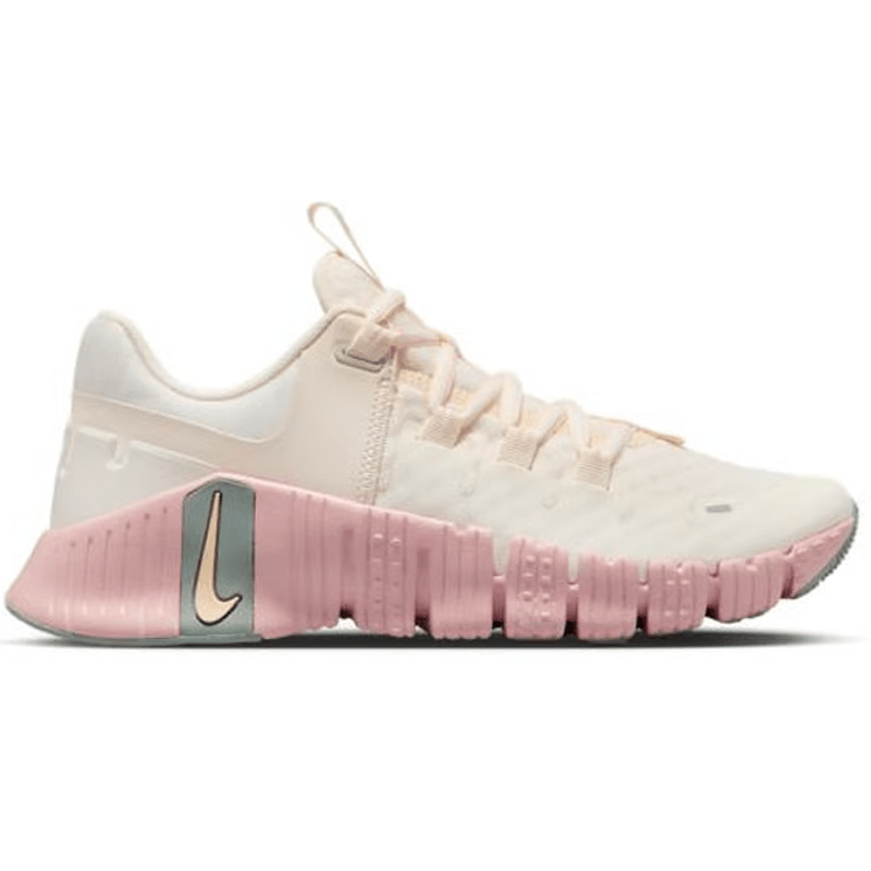 Womens Nike Free Metcon 5 Pale Ivory Ice Peach